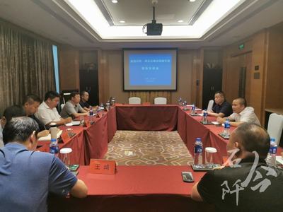 田運棟率團赴河北開展產業大招商考察